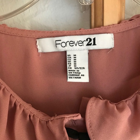 Dress - Picture 3 of 4